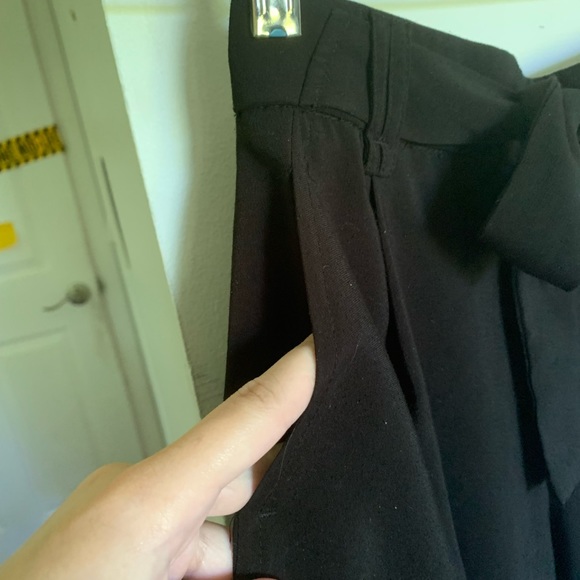 ZARA TRAFALUC COLLECTION belted tie front black capri pants - Picture 4 of 6